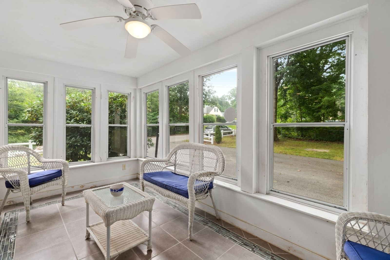 105 Patterson St Attleboro — Photo 10 of 26