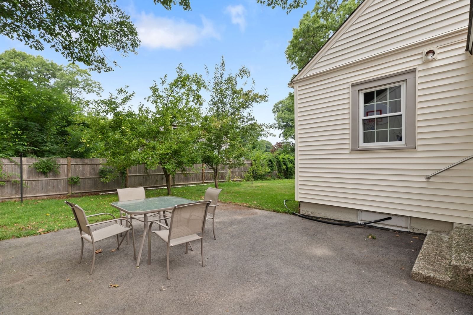 105 Patterson St Attleboro — Photo 23 of 26