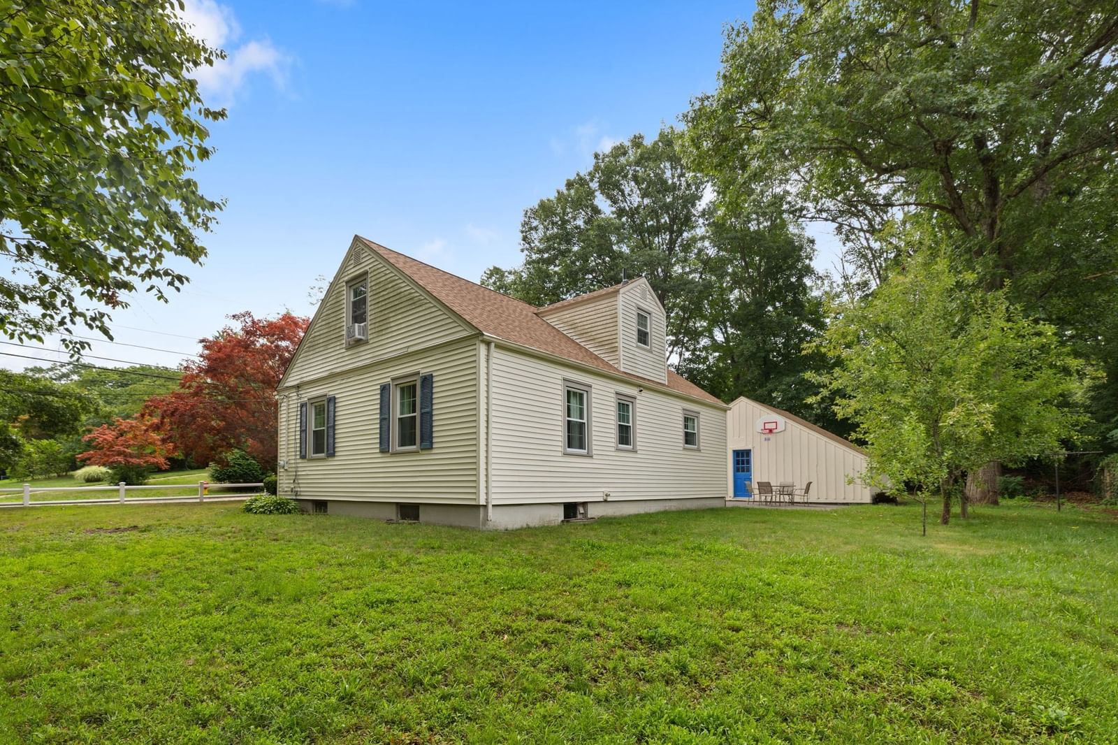 105 Patterson St Attleboro — Photo 25 of 26