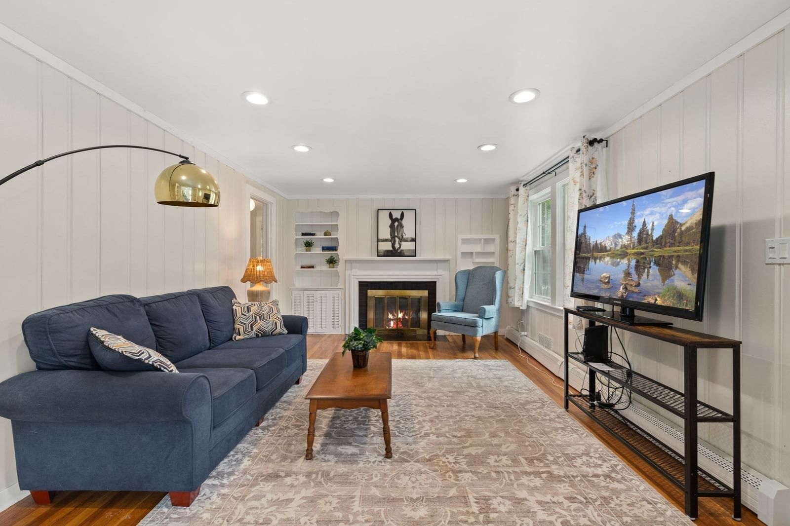 105 Patterson St Attleboro — Photo 9 of 26