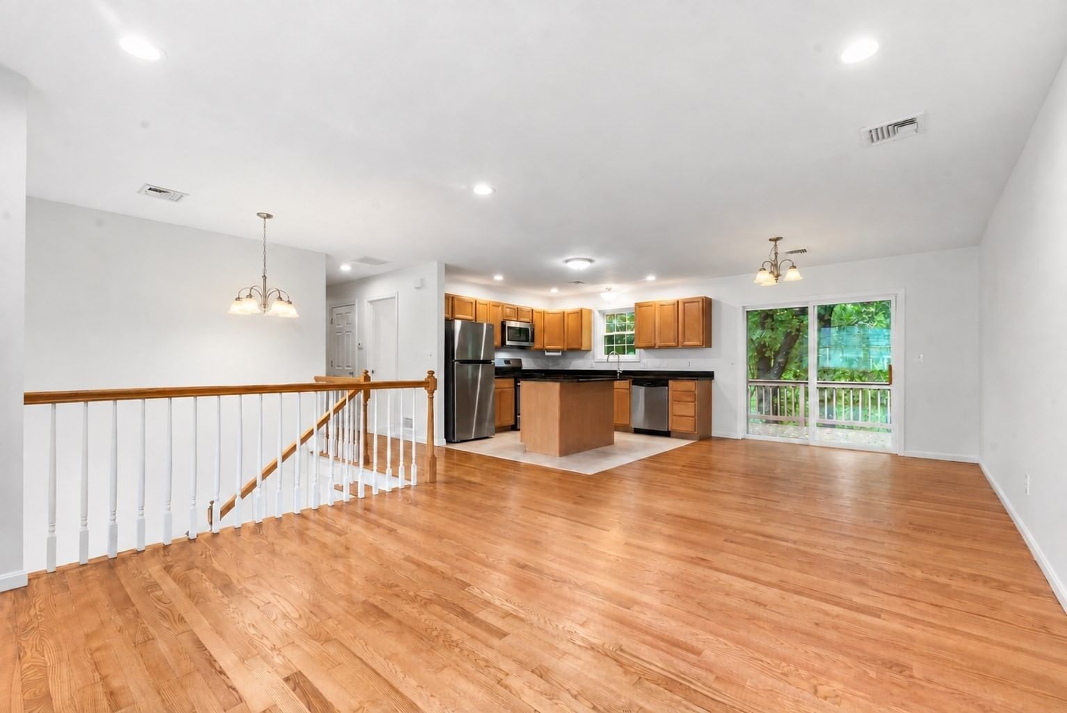 15 Tory Fort Ln Worcester — Photo 7 of 29