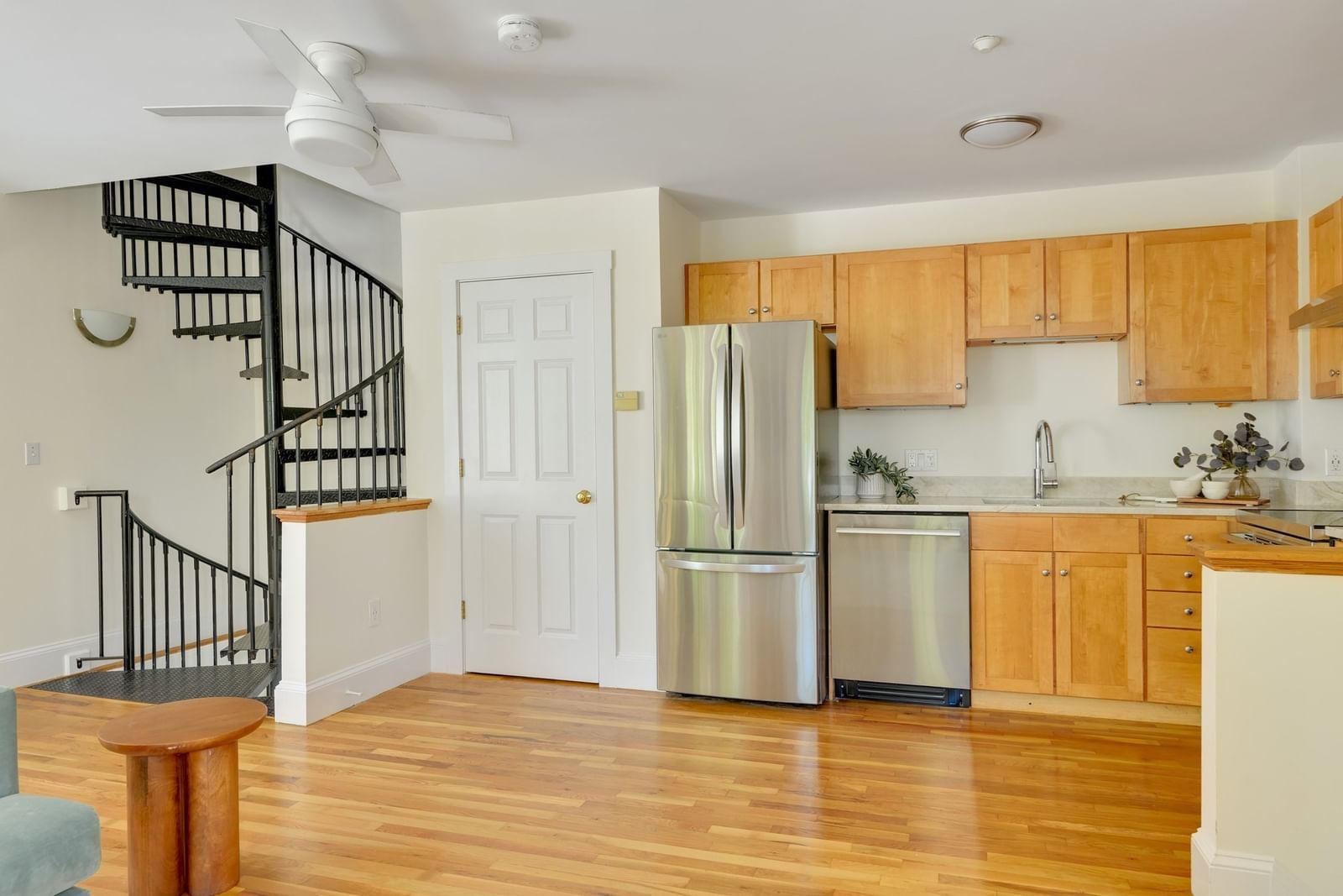 411 Norfolk Street #2.A Somerville — Photo 11 of 26