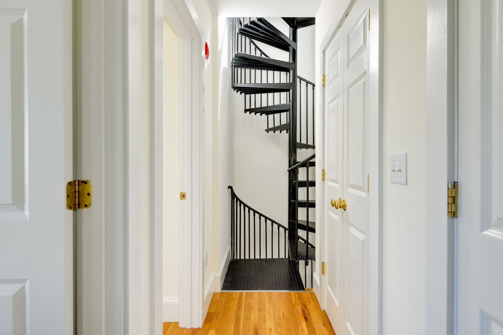 411 Norfolk Street #2.A Somerville — Photo 20 of 26