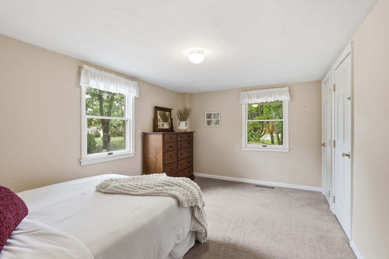 5 Lowell Rd Westford — Photo 19 of 32