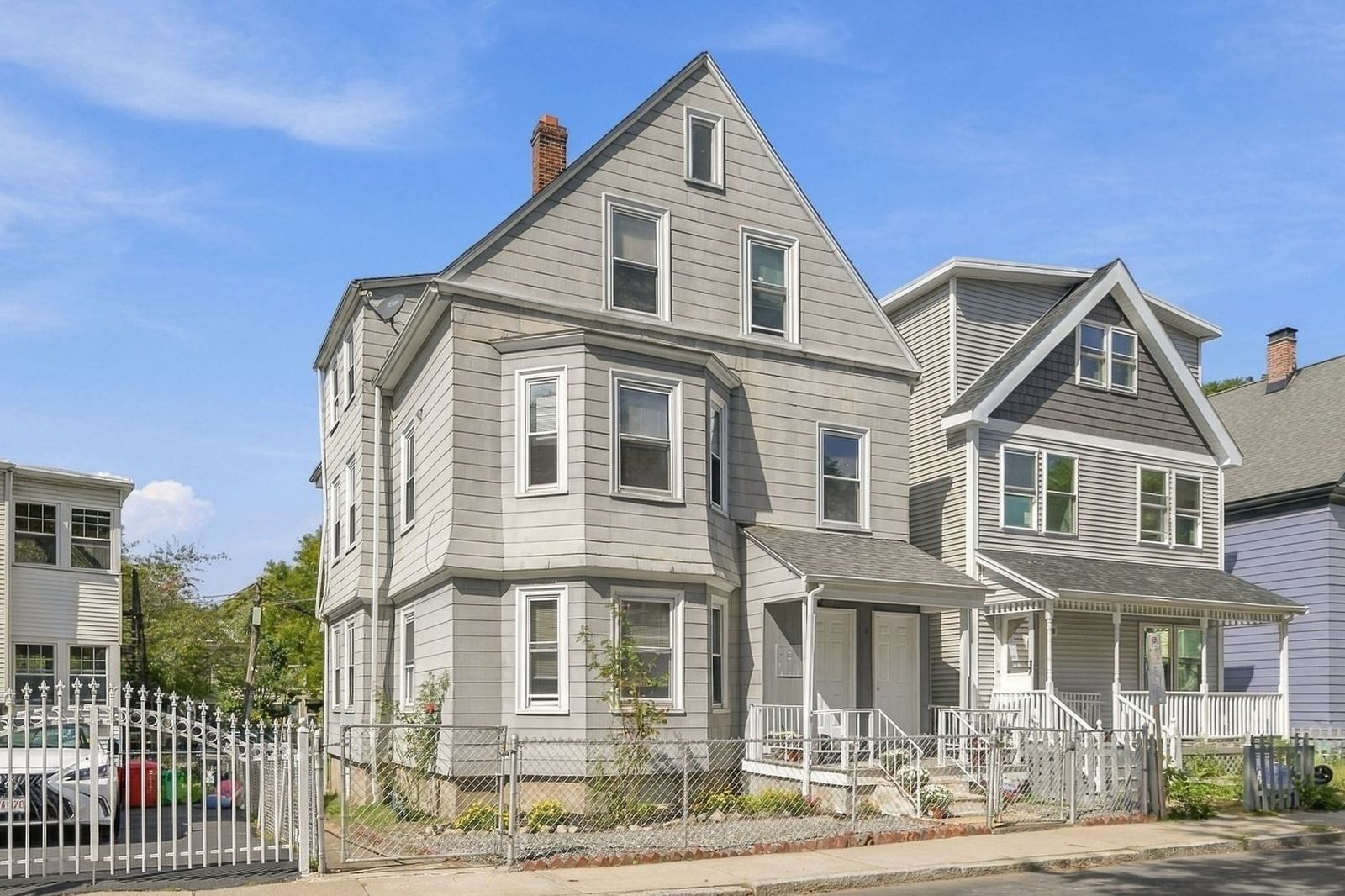 6-8 Marmion St Boston — Photo 2 of 41