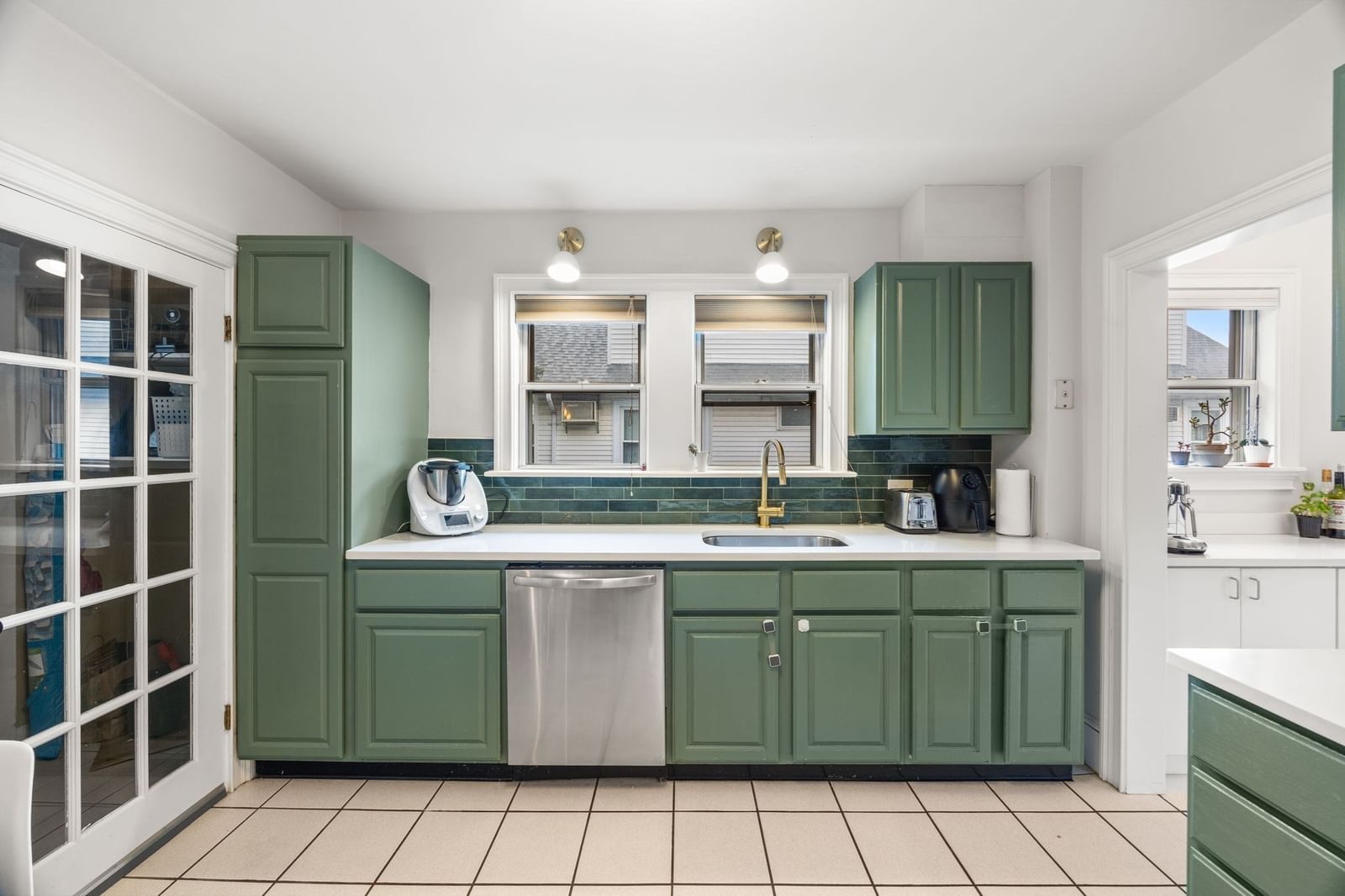 20 Silk St #2 Arlington — Photo 12 of 33