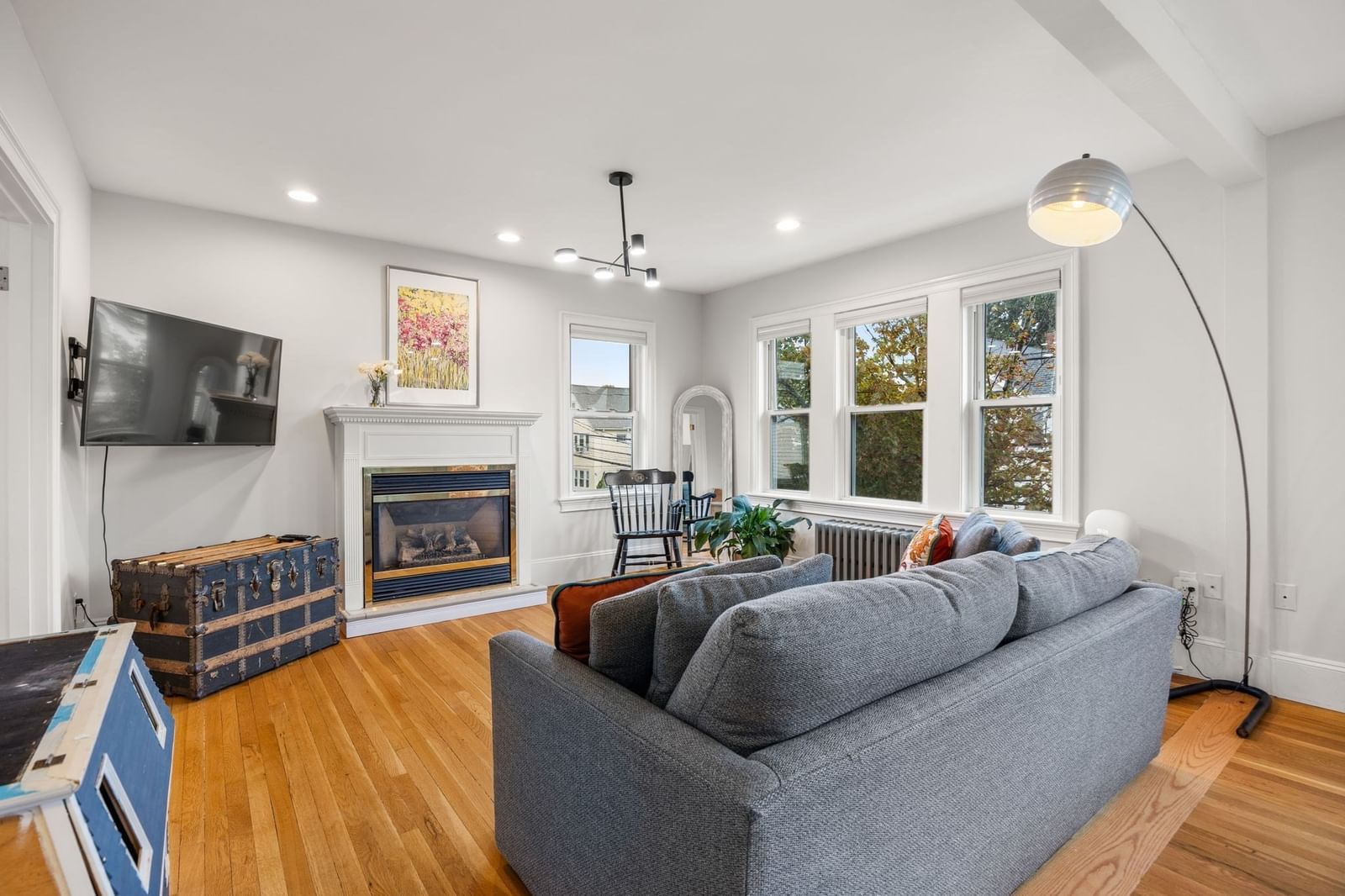 20 Silk St #2 Arlington — Photo 3 of 33