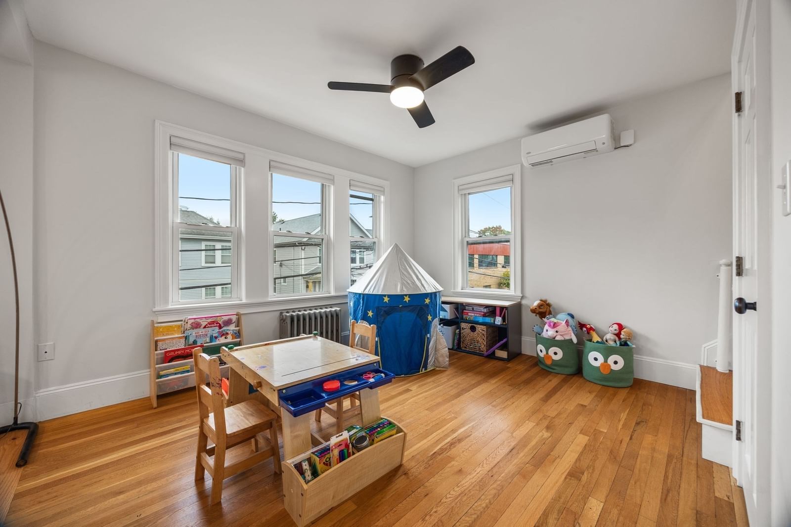 20 Silk St #2 Arlington — Photo 6 of 33