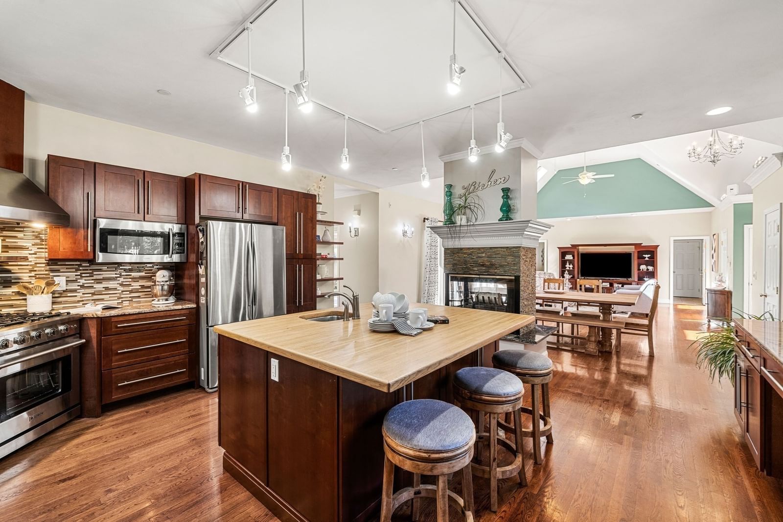 1204 Broadway Haverhill — Photo 2 of 38