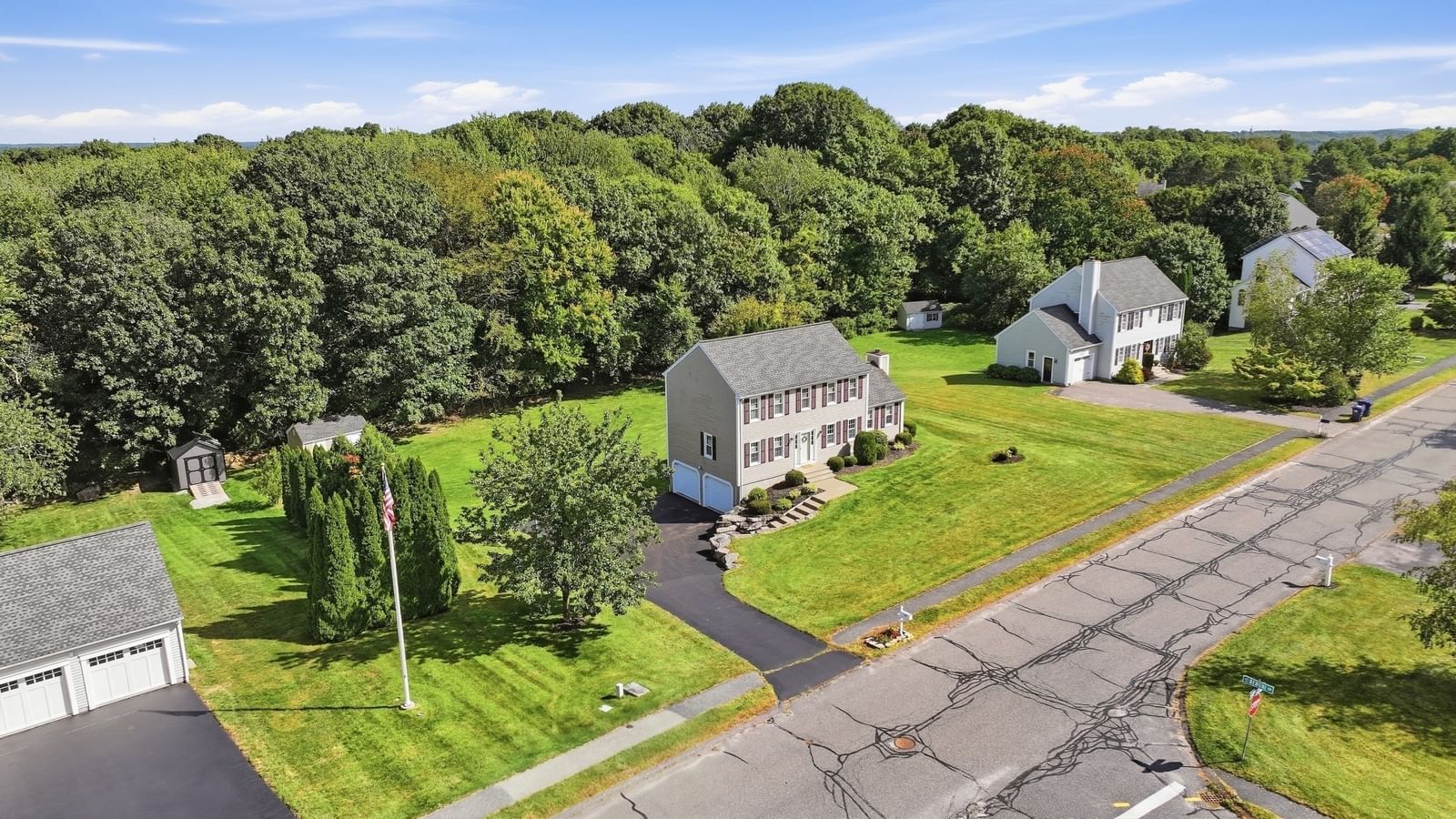 16 Cedar Hill Rd Sutton — Photo 35 of 39