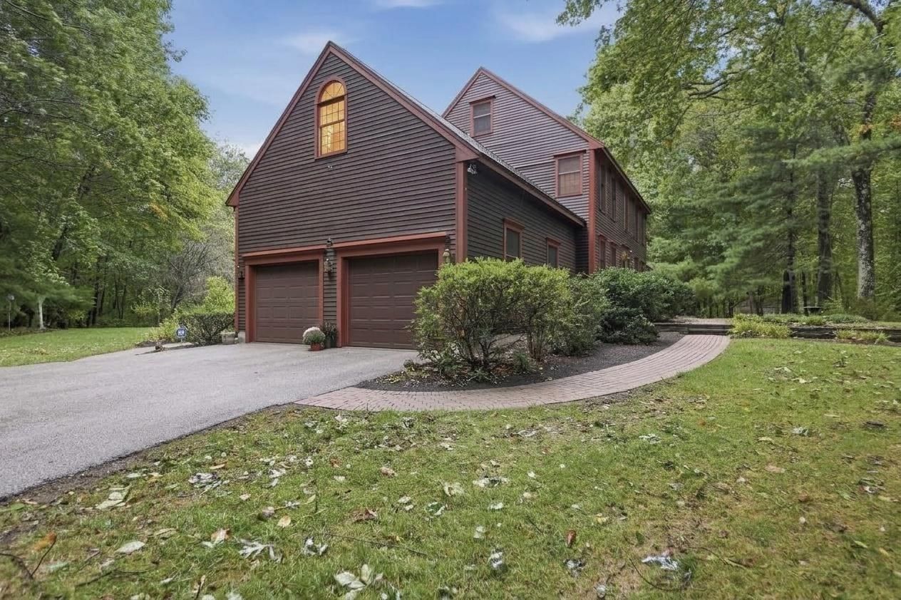 9 Fox Run Dr Haverhill — Photo 4 of 42