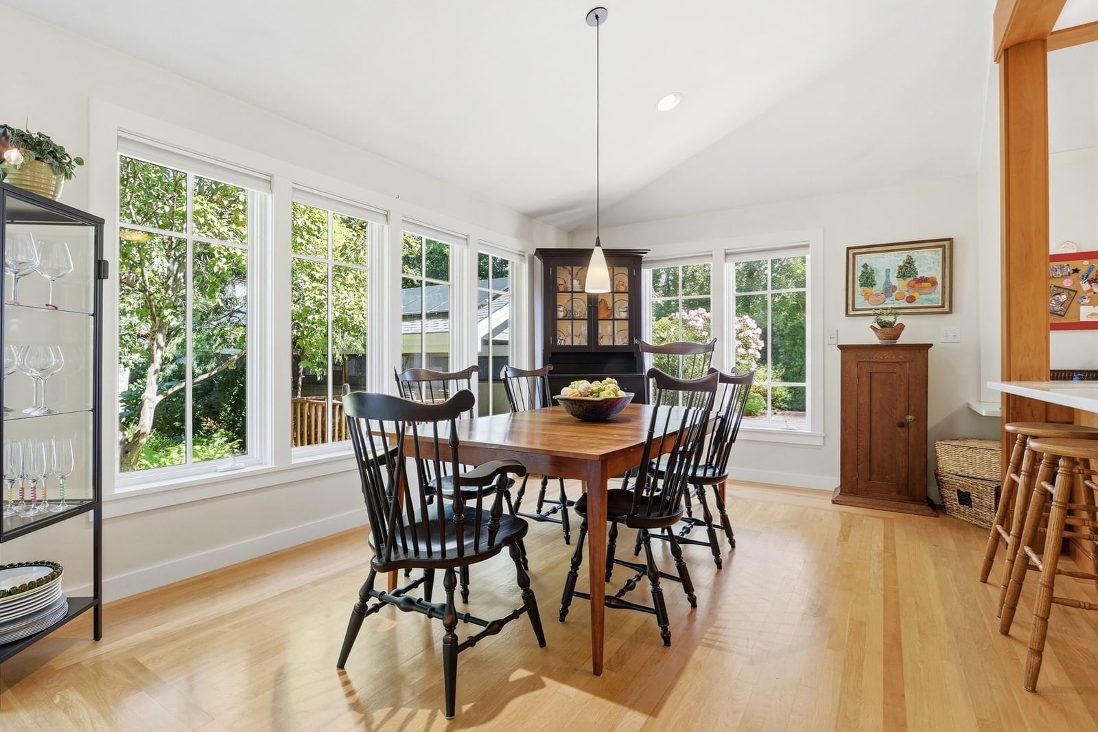 78 Elsinore Street Concord — Photo 8 of 41