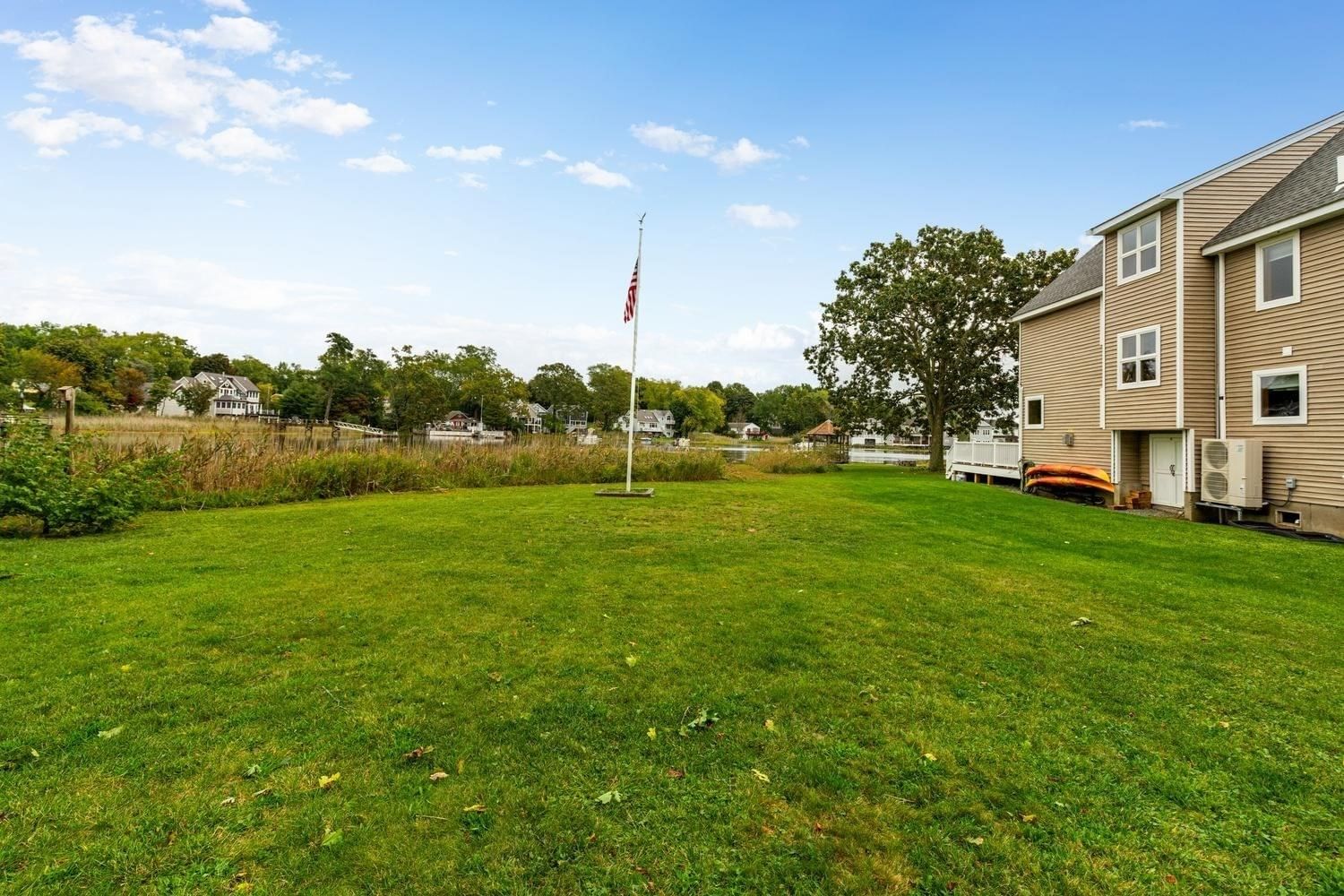 4 Tibbetts Ave Danvers — Photo 10 of 35