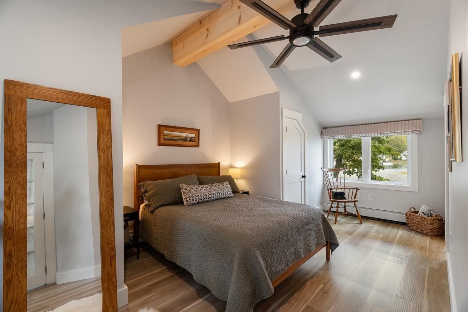 4 Tibbetts Ave Danvers — Photo 14 of 35
