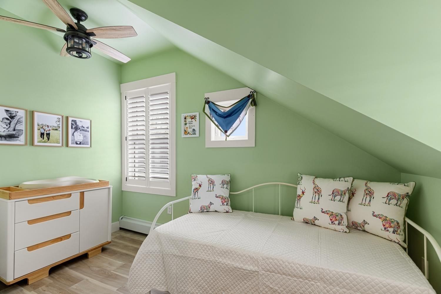 4 Tibbetts Ave Danvers — Photo 33 of 35
