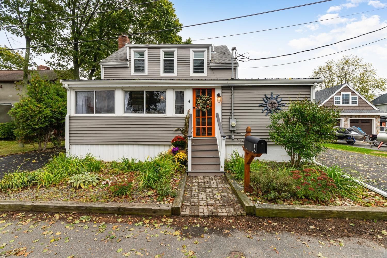 4 Tibbetts Ave Danvers — Photo 34 of 35