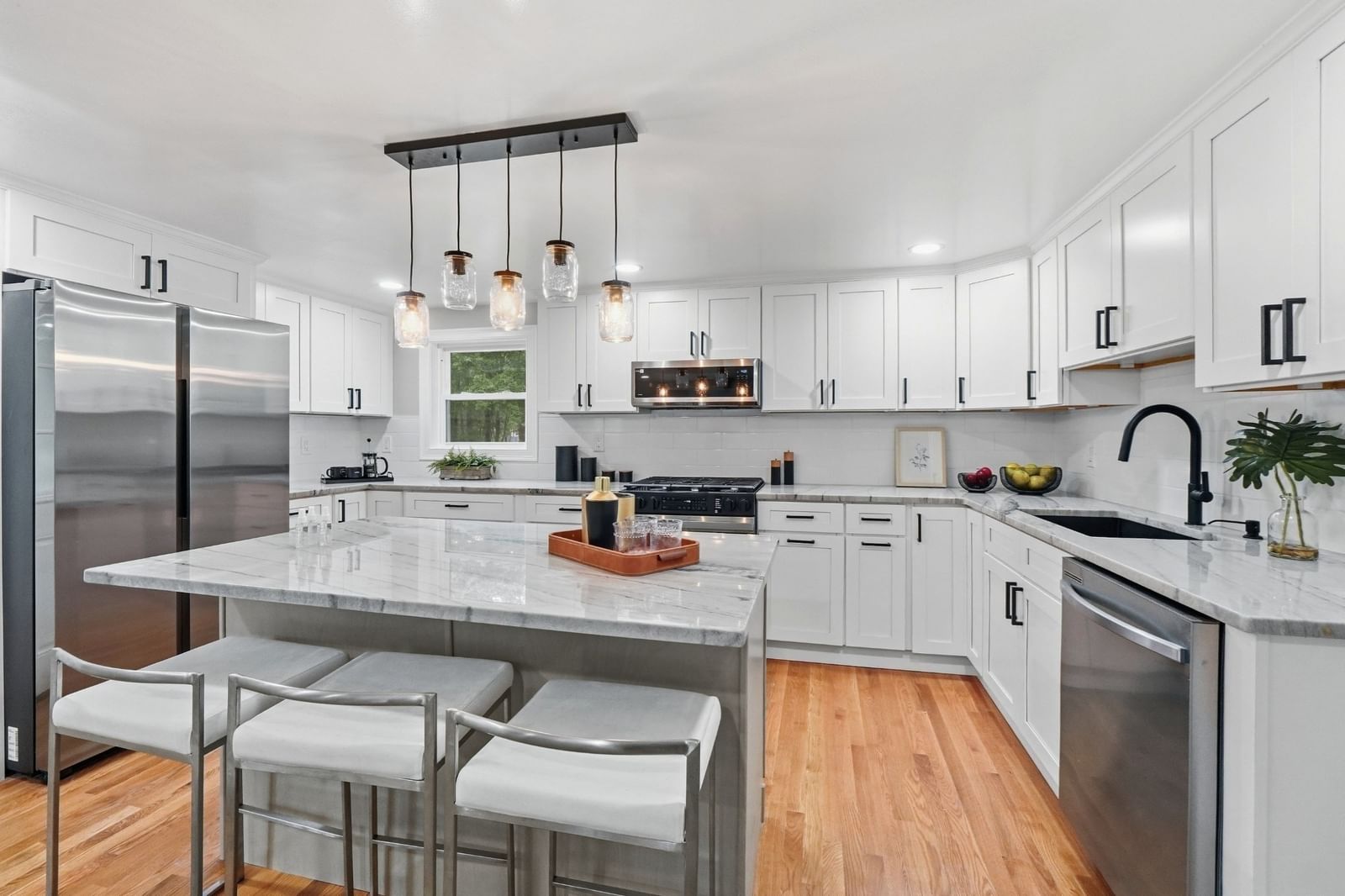 78 Old Farm Rd Mansfield — Photo 8 of 41