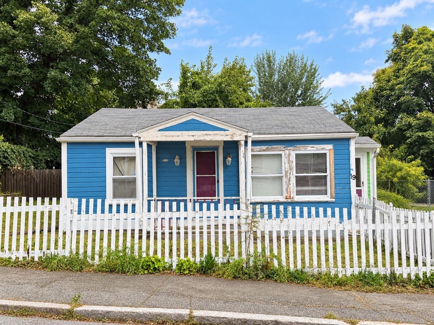 Property at 19 Lafrance Ct, New Bedford, MA 02740