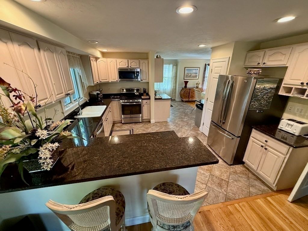 18 Louis Ave Dennis — Photo 11 of 25