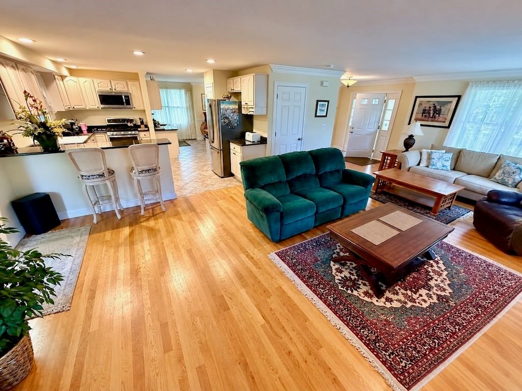 18 Louis Ave Dennis — Photo 5 of 25
