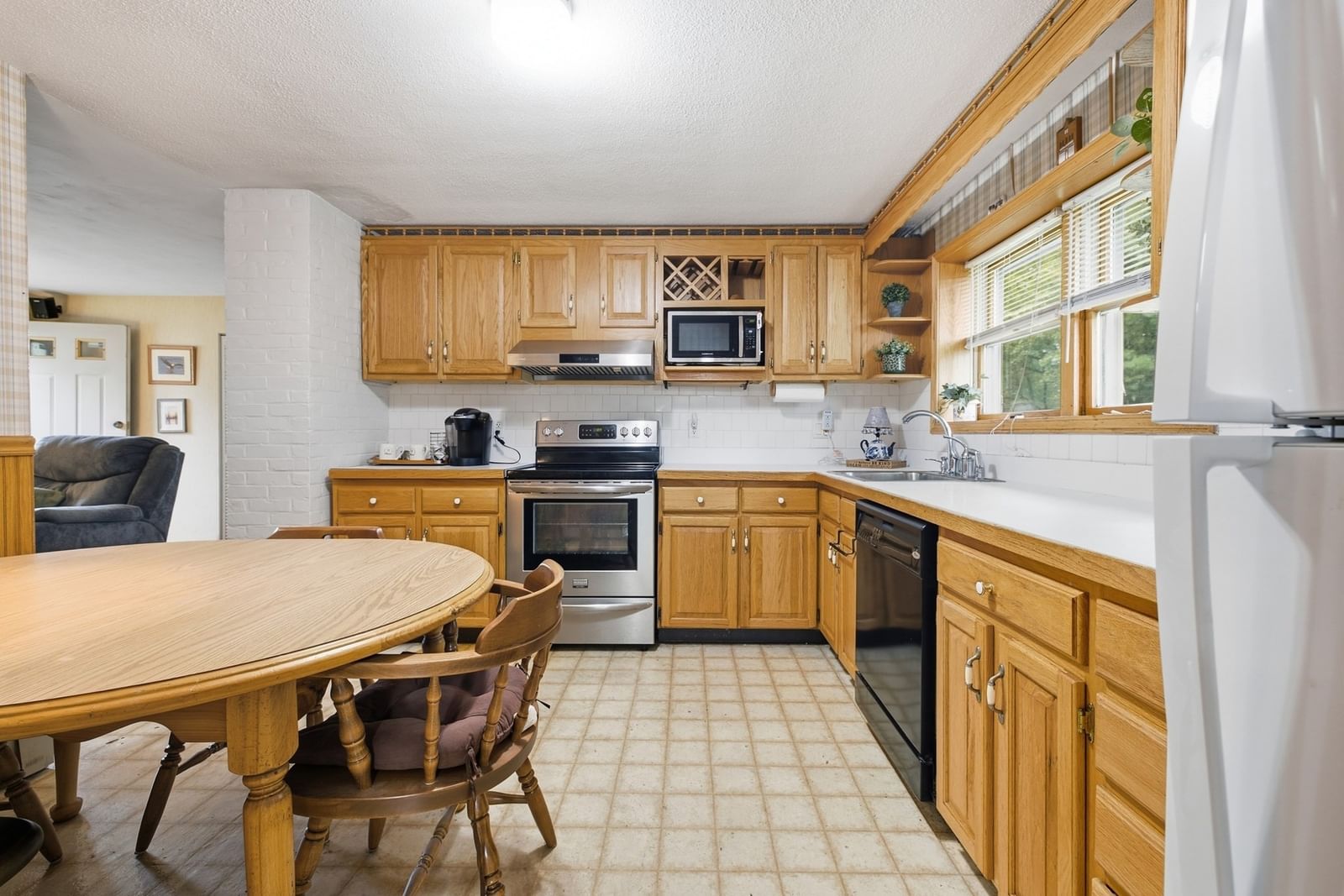 60 Gerald Ave. Brockton — Photo 9 of 18