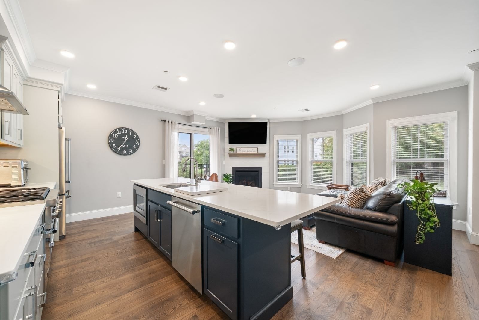 138 Neponset Ave #4 Boston — Photo 8 of 41
