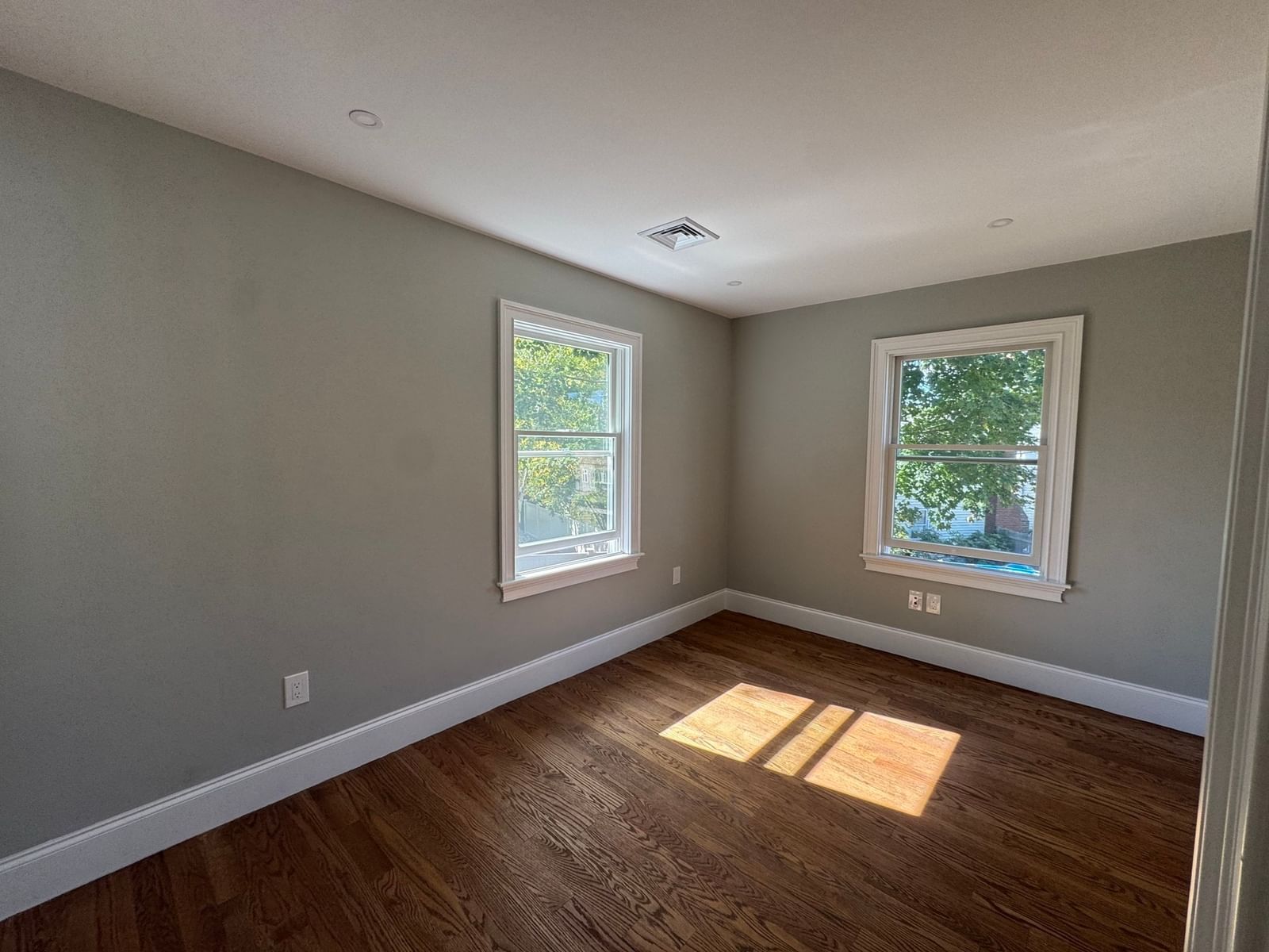 12 Bronx Rd Boston — Photo 10 of 25
