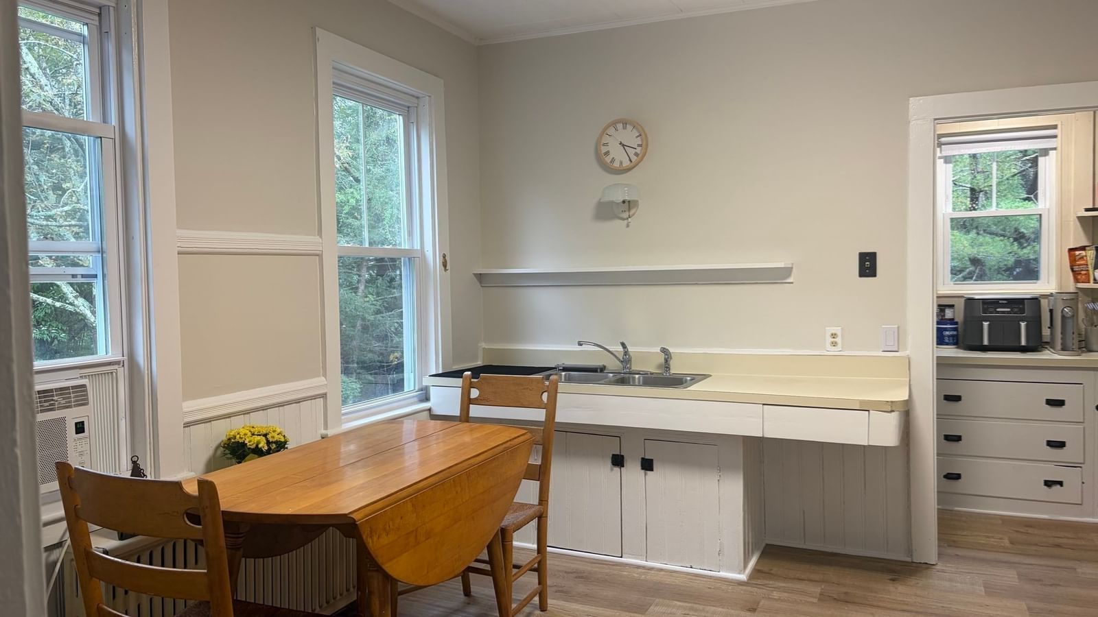 535 Harvard Street Whitman — Photo 6 of 34