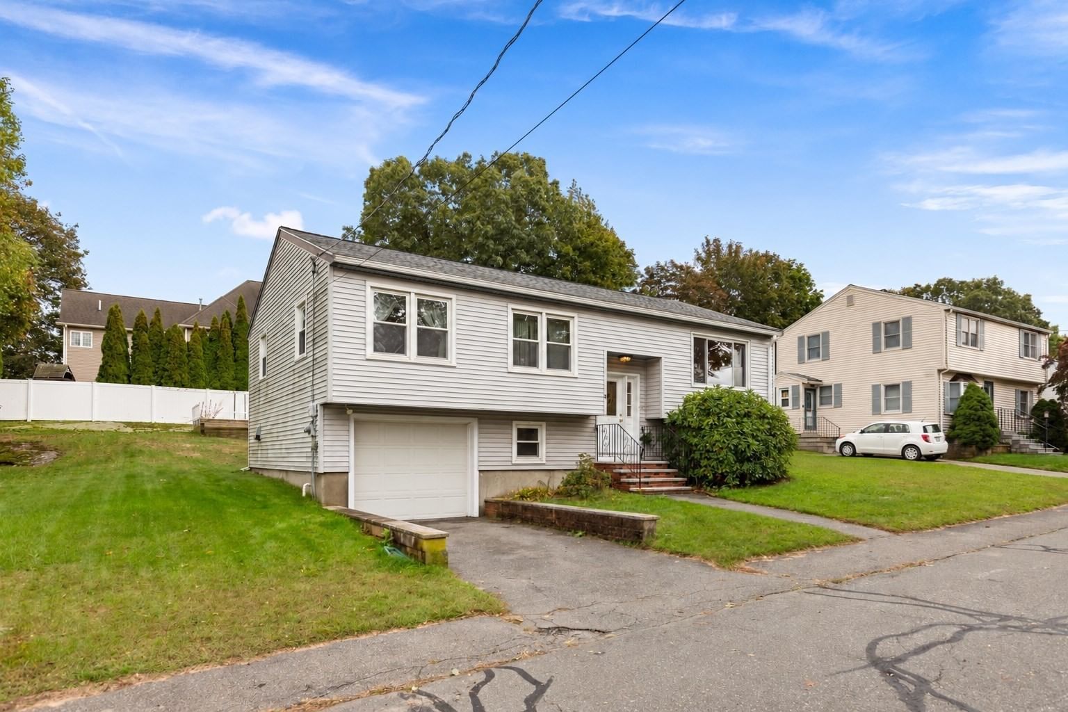 12 Marion Ave Beverly — Photo 3 of 29