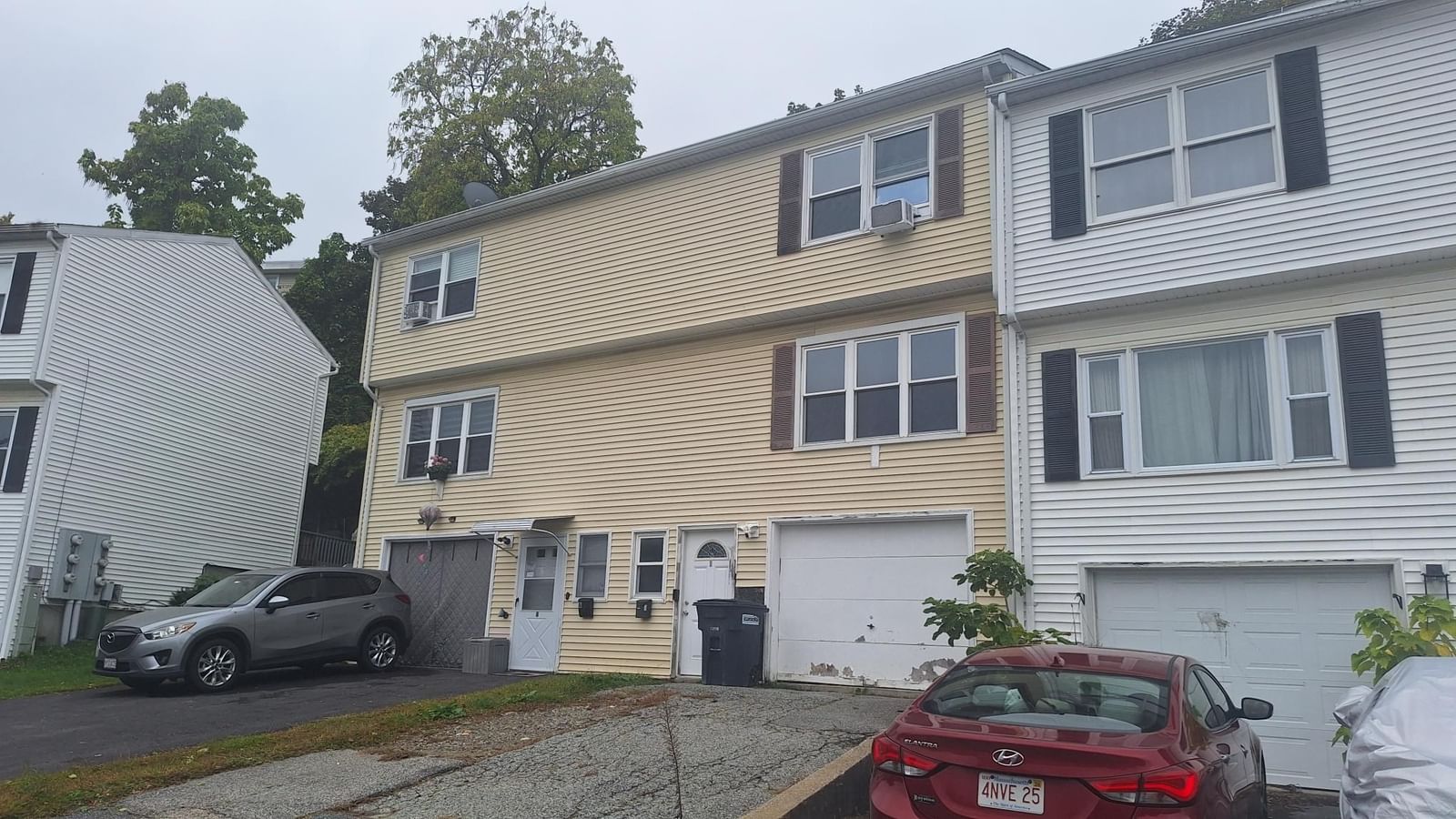6 Arline St Worcester — Photo 2 of 4