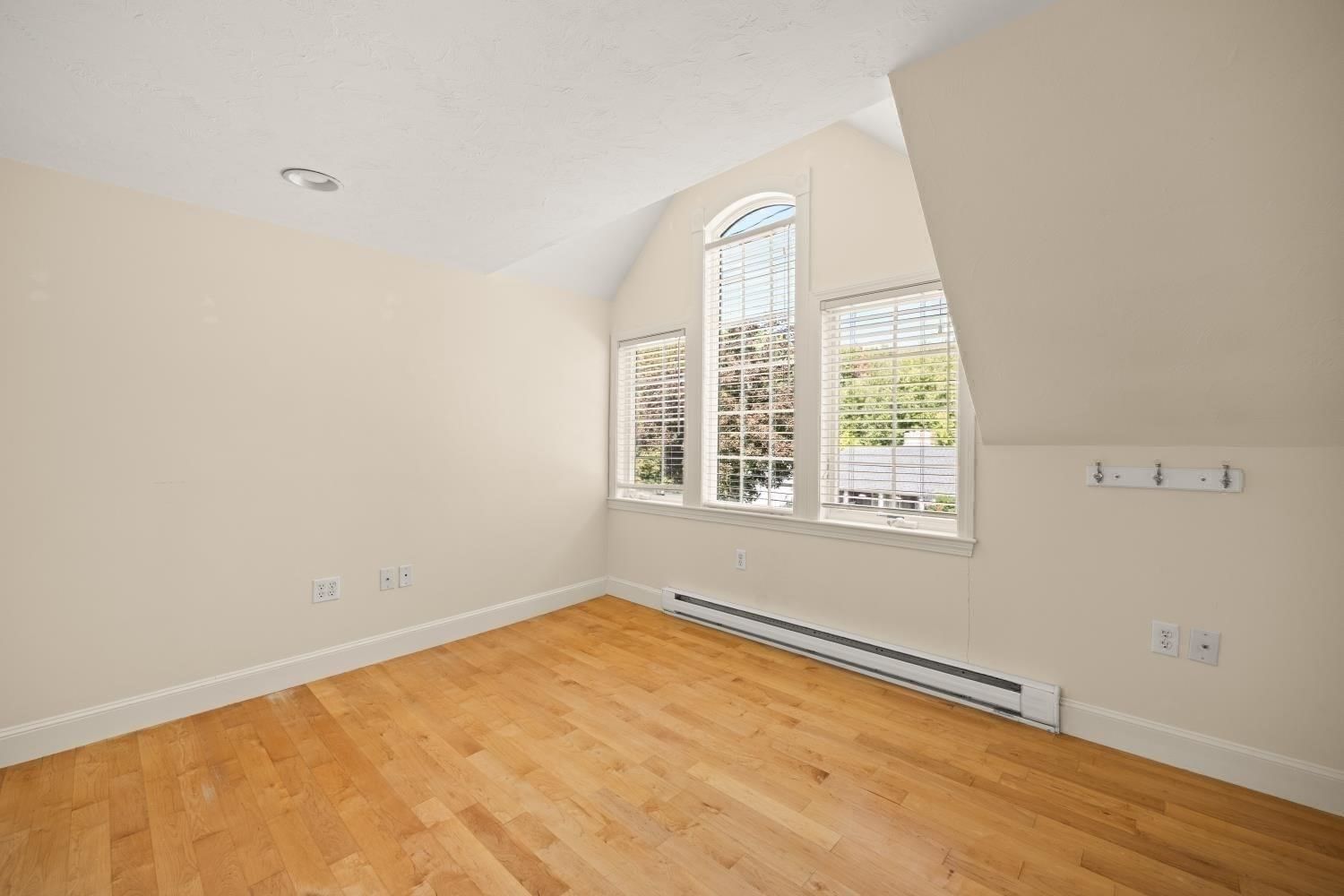 75 Gilmore Rd Wrentham — Photo 11 of 42