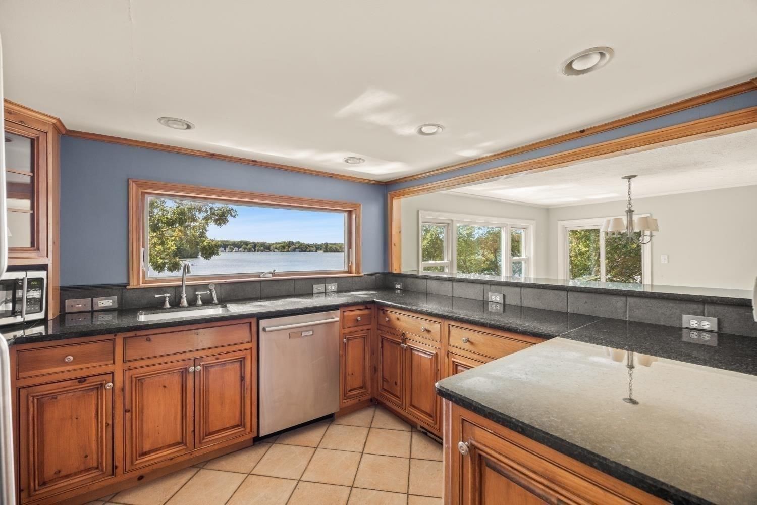 75 Gilmore Rd Wrentham — Photo 13 of 42