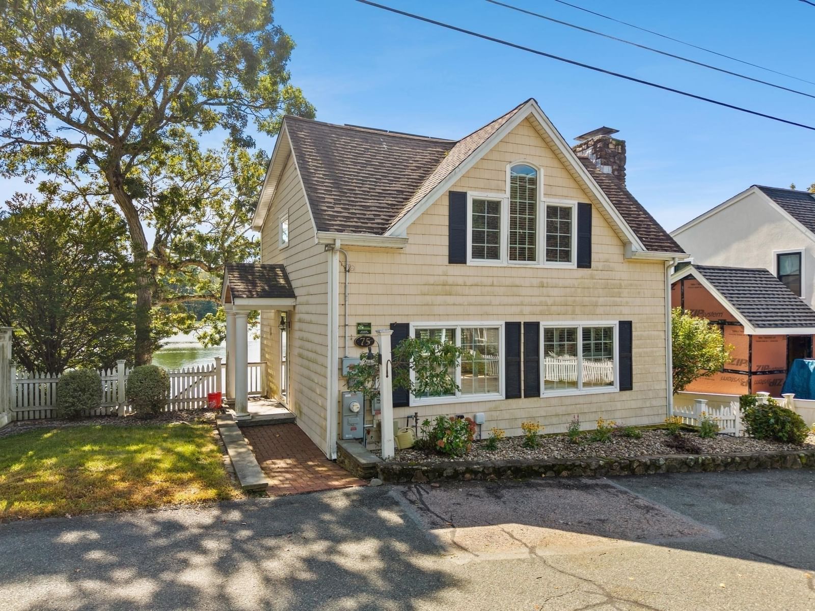 75 Gilmore Rd Wrentham — Photo 2 of 42