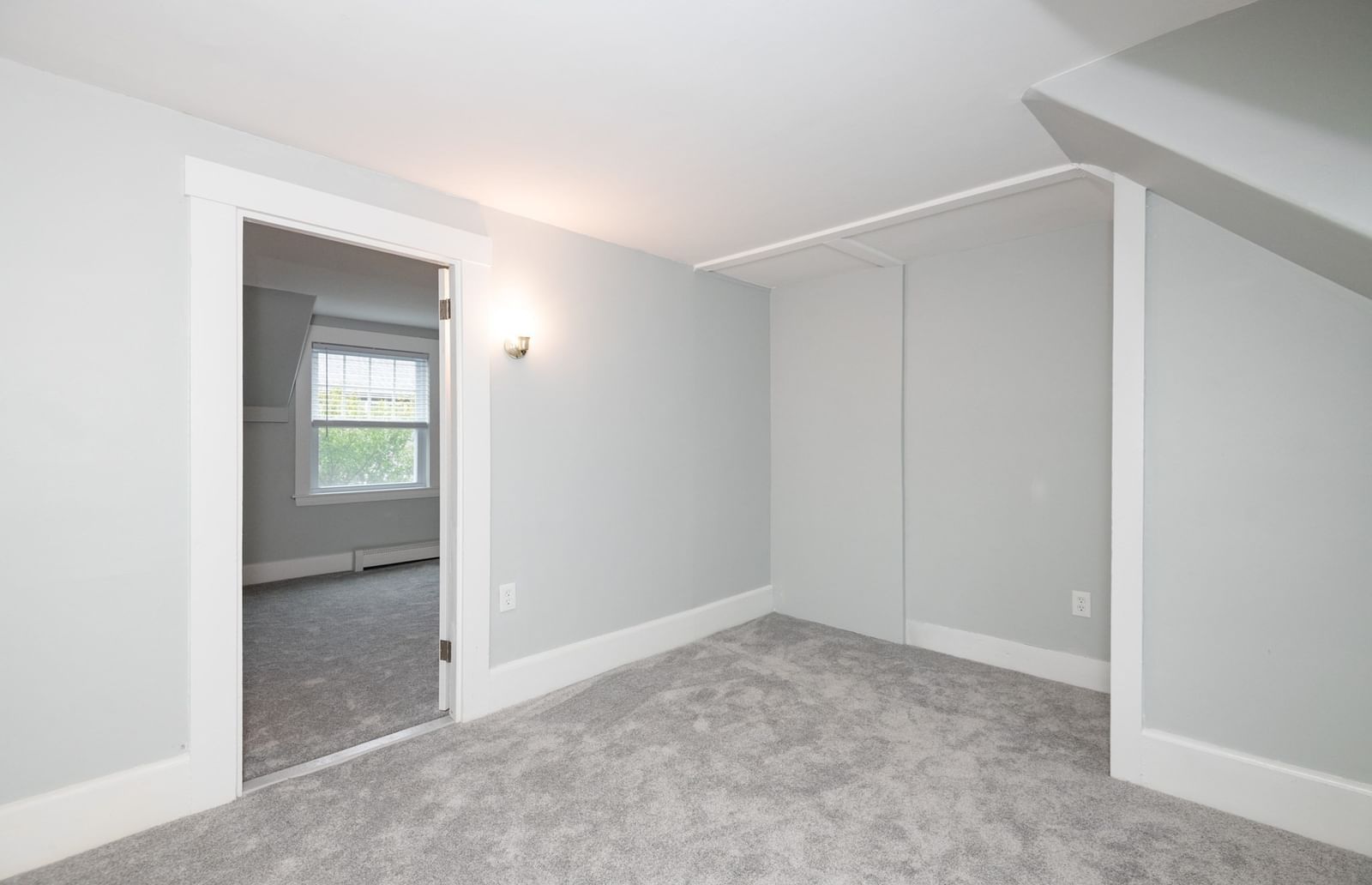 8 Washington Street Stoneham — Photo 21 of 34