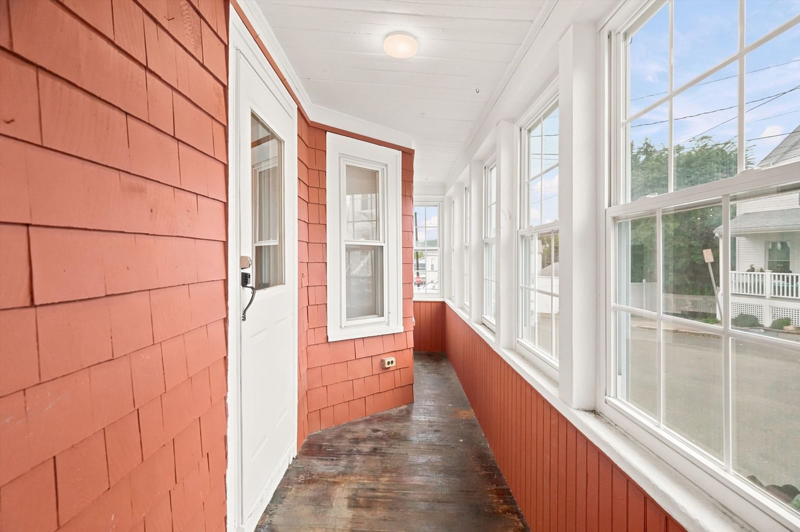 8 Ord St Salem — Photo 3 of 41