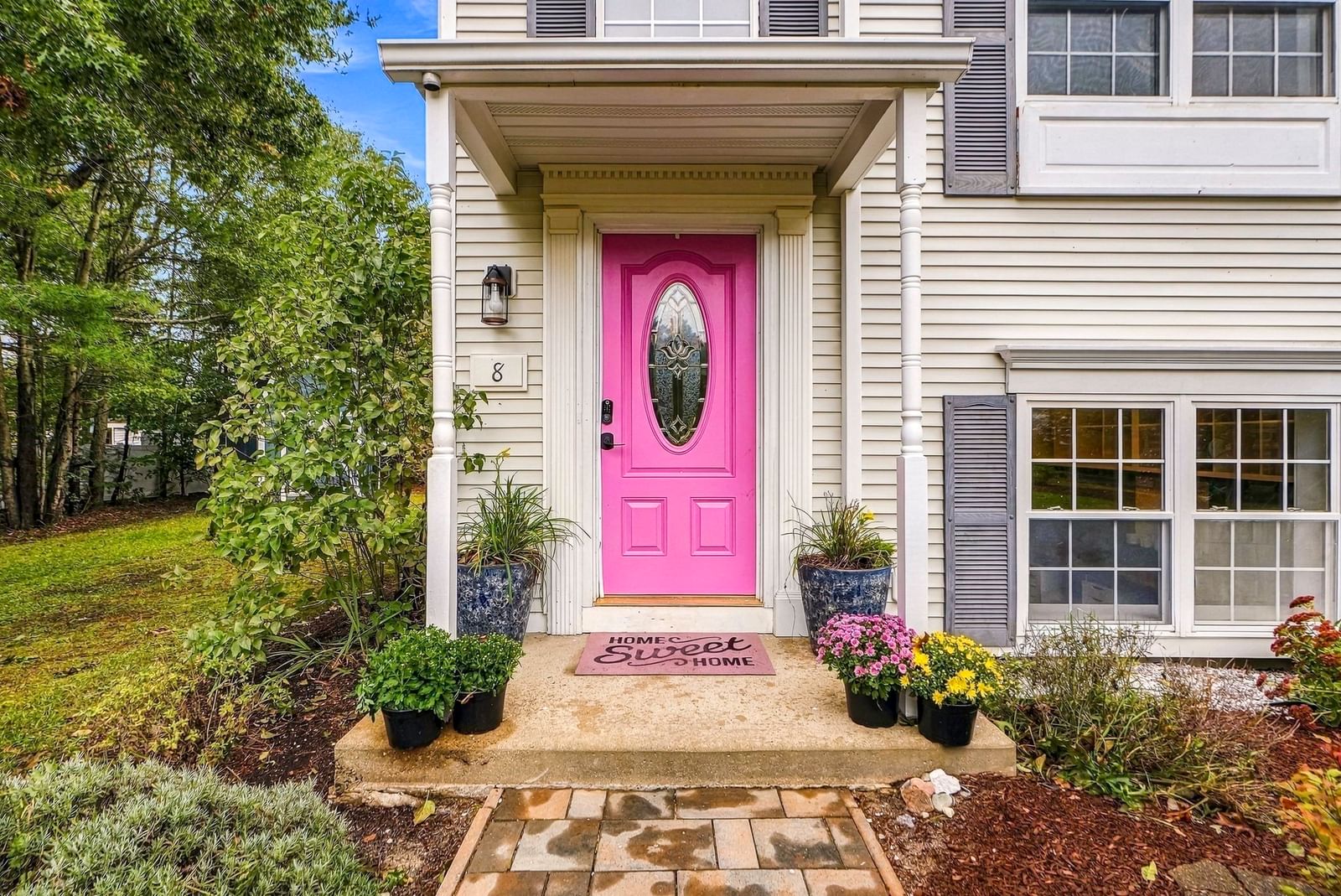 8 Thompson Cir Plymouth — Photo 4 of 41