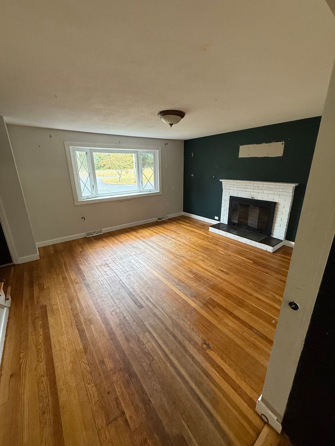61 N Main St Bellingham — Photo 2 of 31