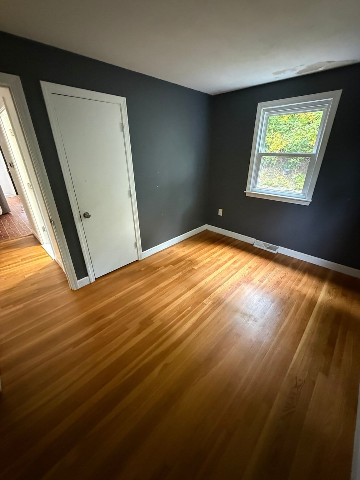 61 N Main St Bellingham — Photo 5 of 31
