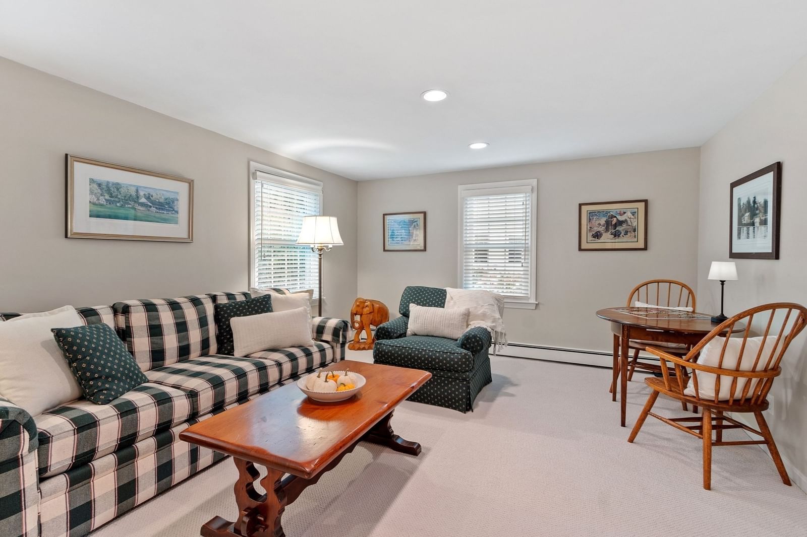 96 Whittemore St Concord — Photo 7 of 40