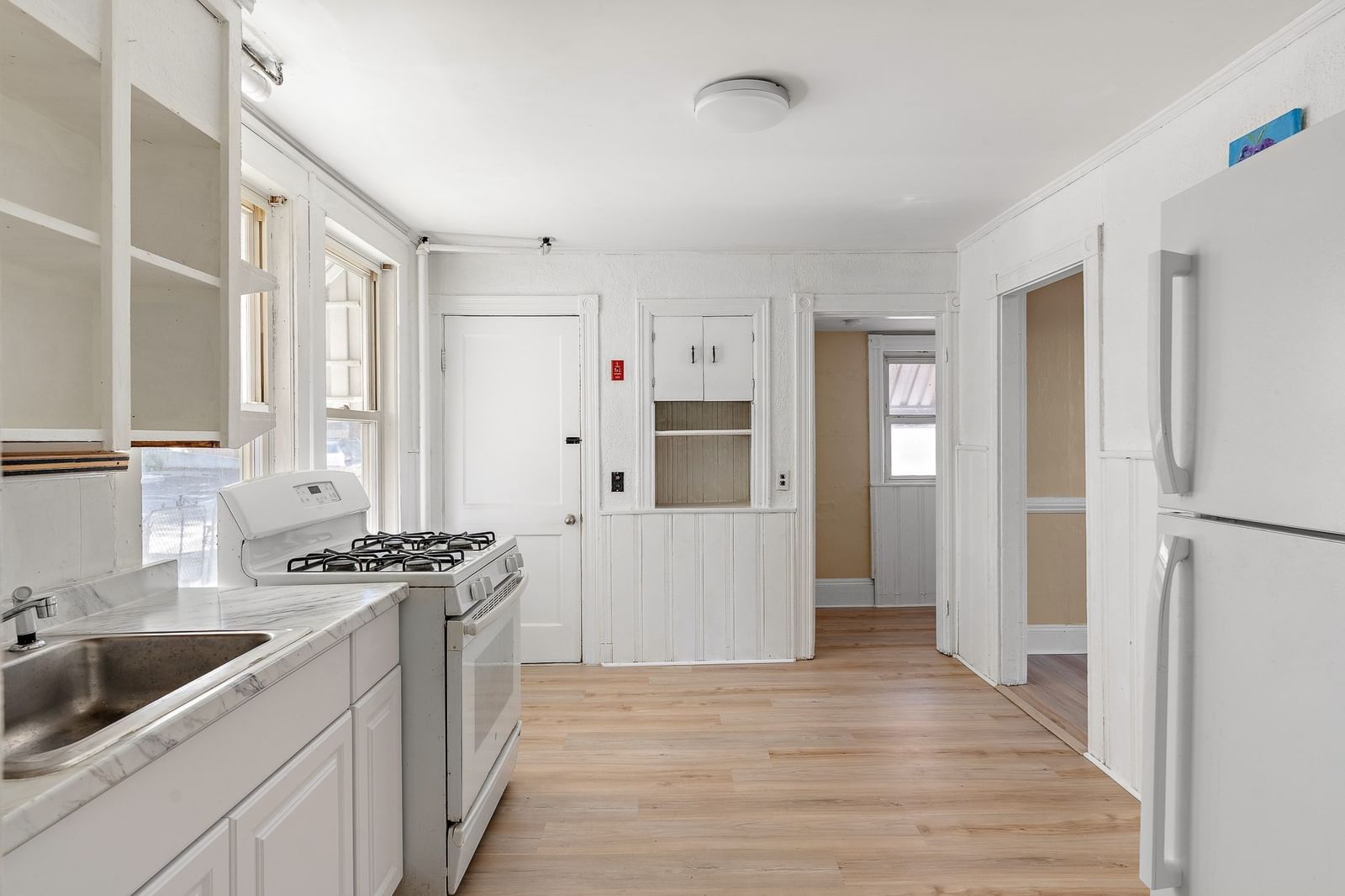 100 Fremont St Somerville — Photo 5 of 15
