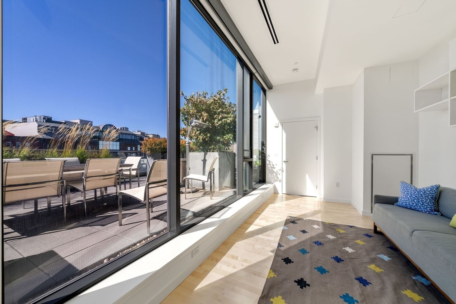 346 Congress St #PH1 Boston — Photo 24 of 30