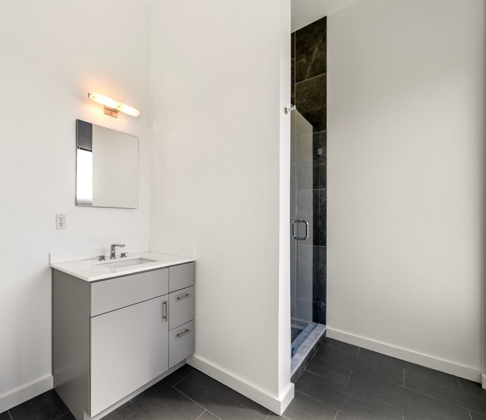 346 Congress St #PH1 Boston — Photo 26 of 30