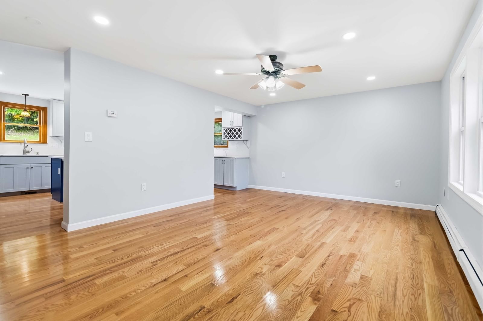2 Granite St Millbury — Photo 4 of 42