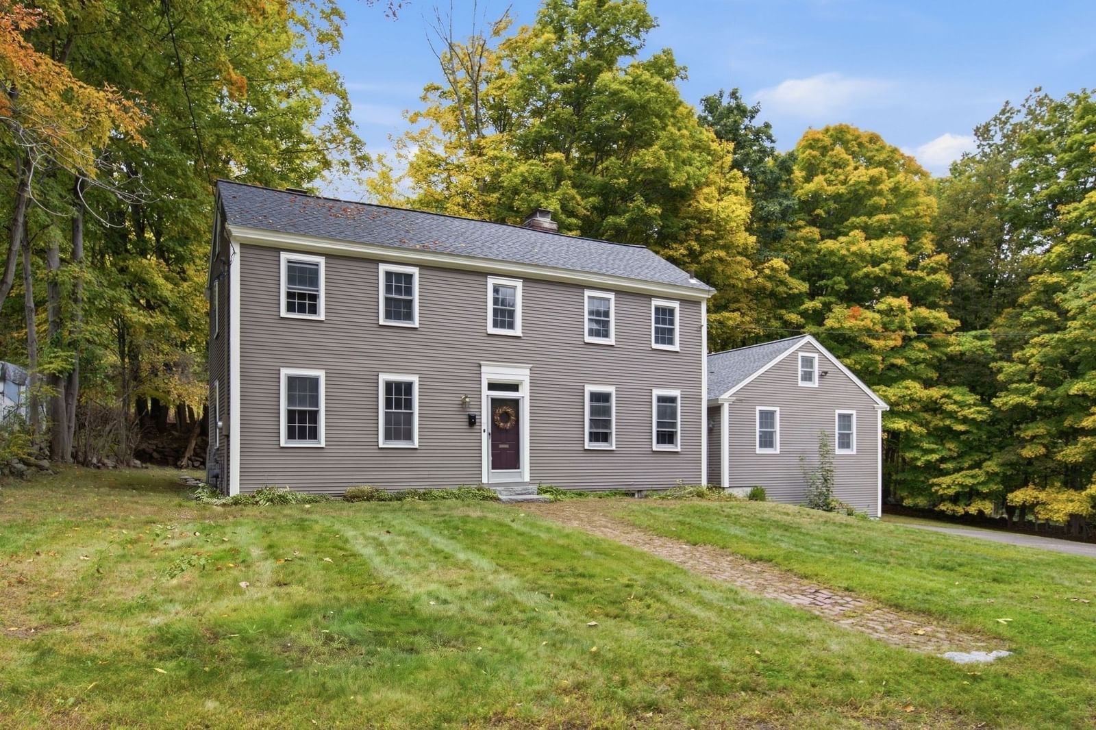 57 Eaton Street Fitchburg — Photo 3 of 34