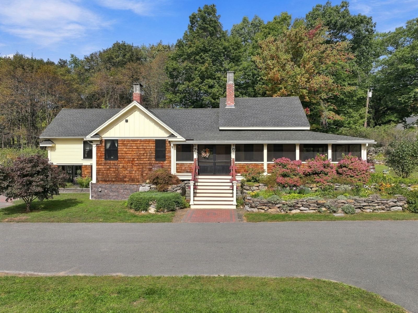Property at 191 Damon Rd, Ashby, MA 01431