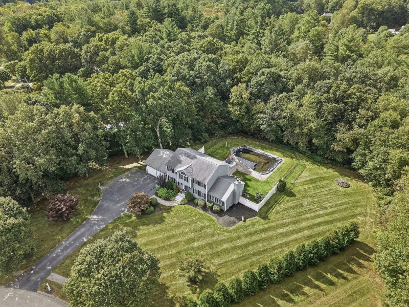 7 Keely Dr