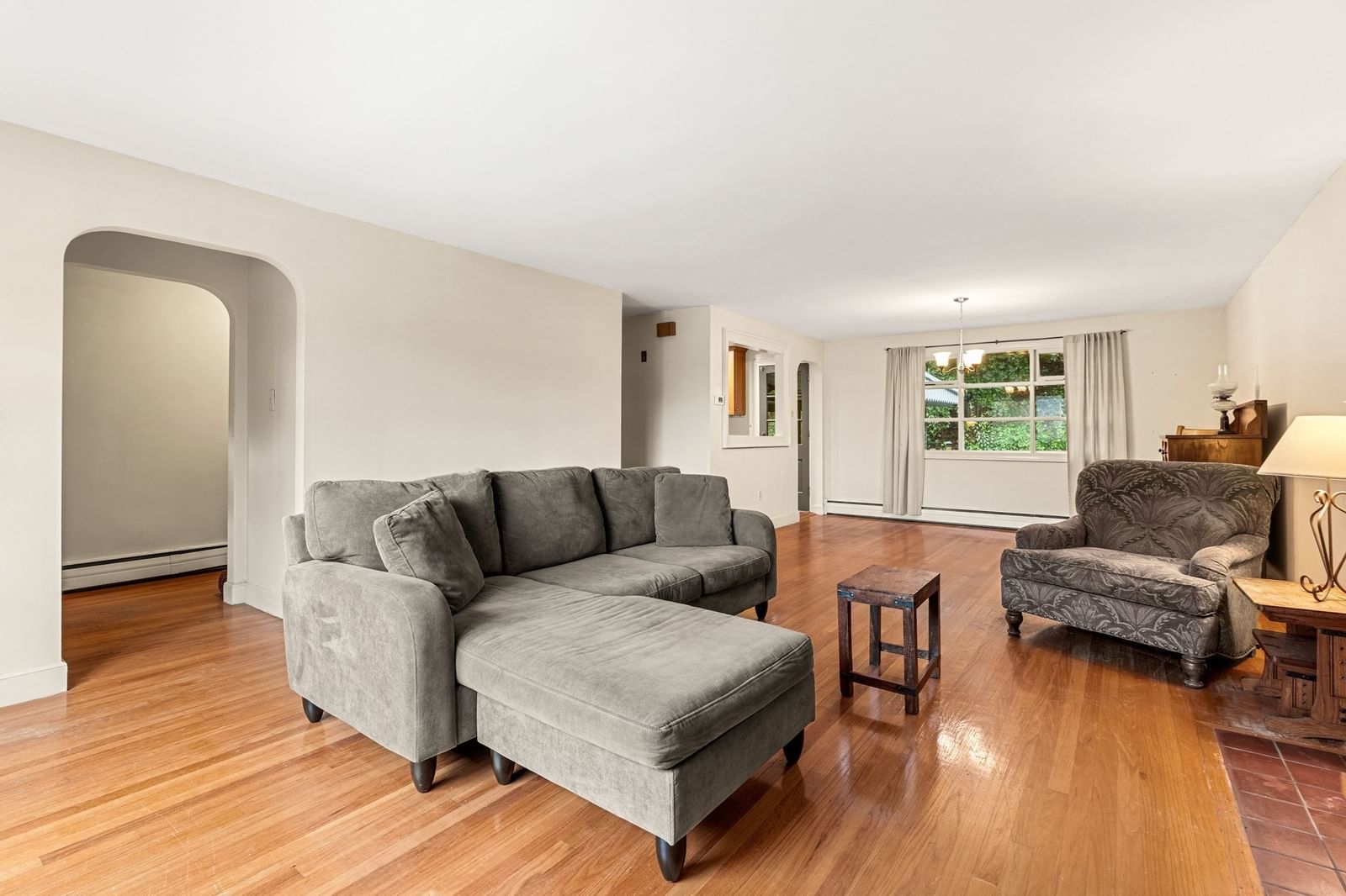 422 Mystic Street Arlington — Photo 6 of 42
