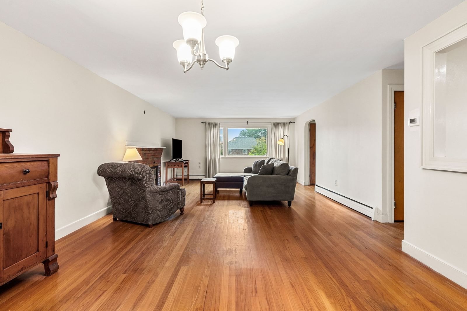 422 Mystic Street Arlington — Photo 8 of 42