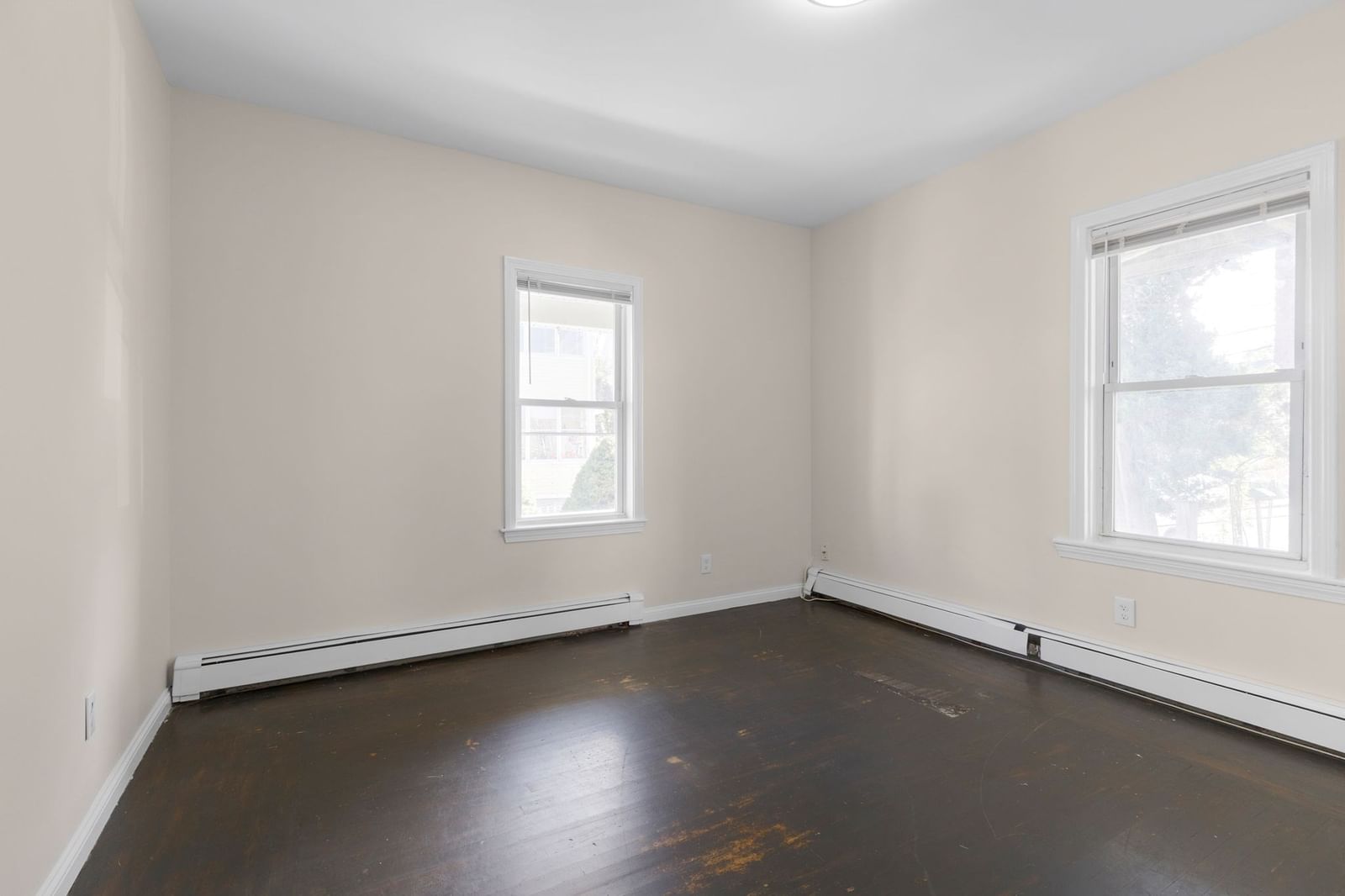 40 Plymouth St Everett — Photo 9 of 29