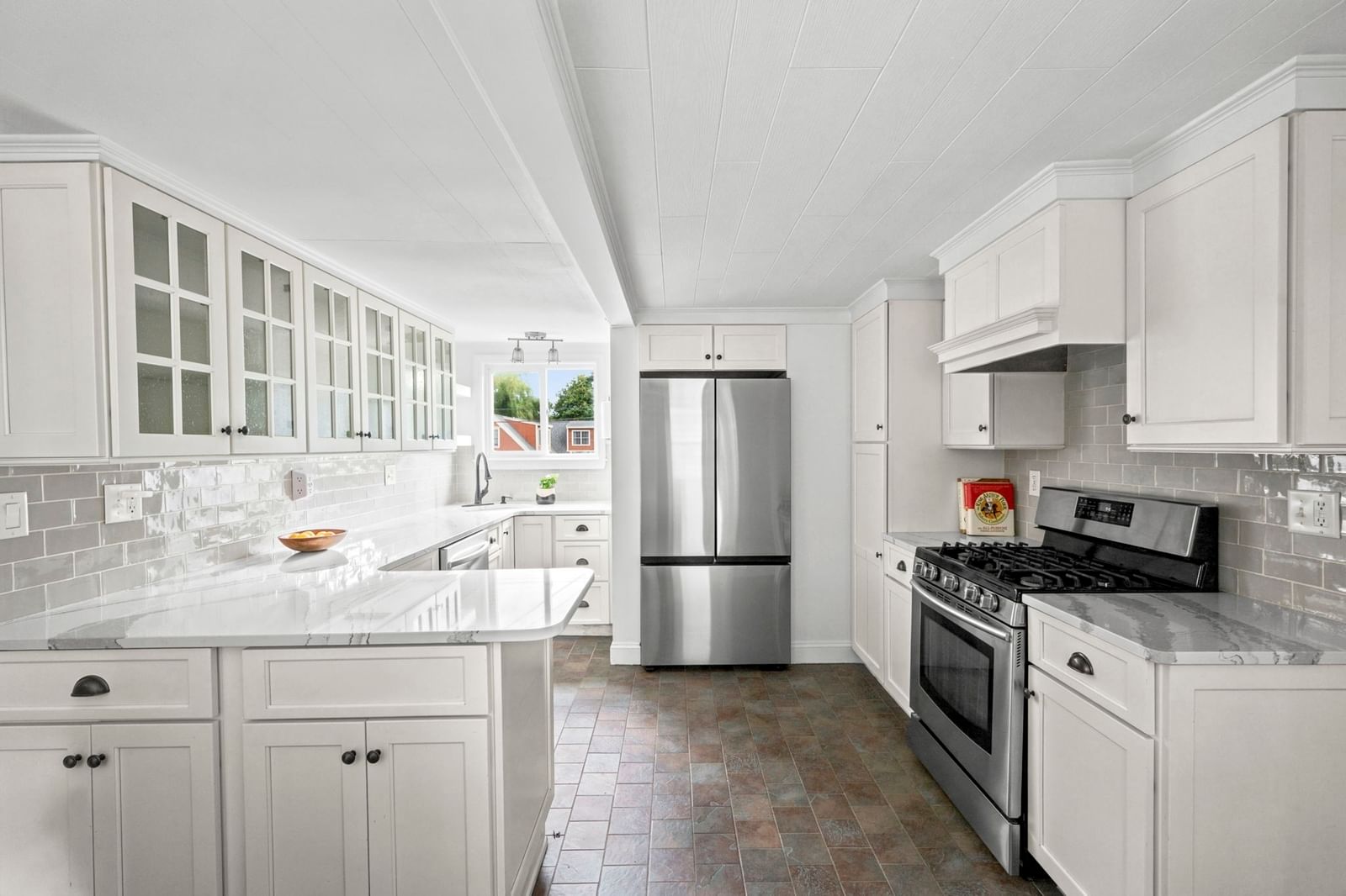1 Fort Hill #1 Hingham — Photo 4 of 27
